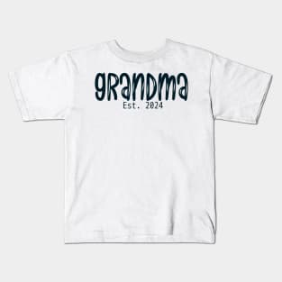 Grandma Est. 2024, new grandmas design for bright colors Kids T-Shirt